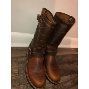 women’s Chippewa original engineer boot